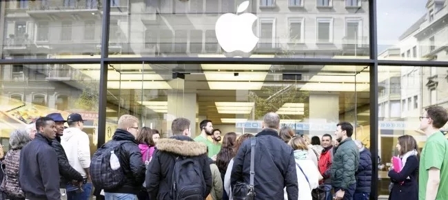  苹果又陷公关危机!iPhone电池爆炸致7人入院