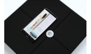 华为智能体脂秤:可对11项身体数据进行测量