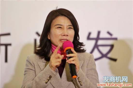 名副其实的“网红”董姐，居然可以为格力剩下无数广告费