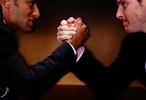 小米们会给乐视魅族机会吗？