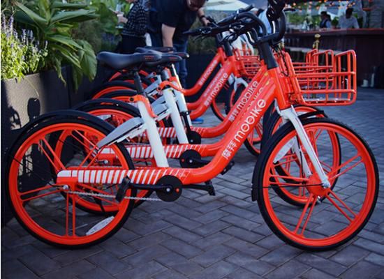 凤凰网科技讯 4月3日消息,今日有媒体报道,在腾讯董事会主席兼CEO马化腾的牵线之下,美团点评正式谈妥投资入股摩拜单车事宜,且投资股权占比较大。