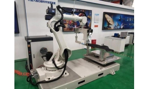 3D打印新成果 国内首个3D缝纫机器人诞生