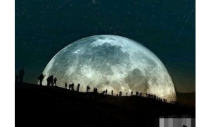将一桶水倒在月球上，会发生什么事情？结果刷
