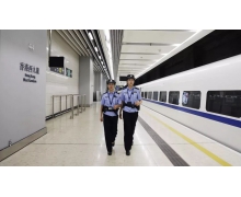 铁路部门的老暑运 今年有了新变化