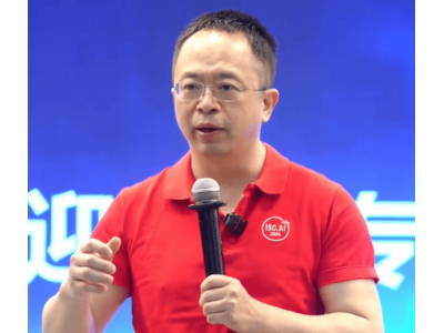周鸿祎谈科技前沿：机器人研发挑战远超自动驾