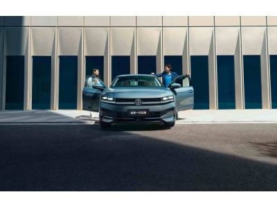 一汽-大众迈腾2026款上市,高速NOA赋能,智能座舱