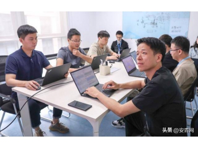 “90后”刘权:勇闯AI无人区 引领国产大模型自主