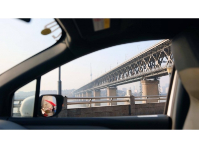 “人工智能+文旅”融合新探索：全国十城上线无