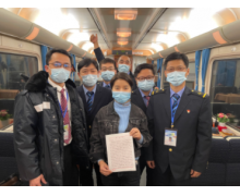温馨春运，“铁”暖人心