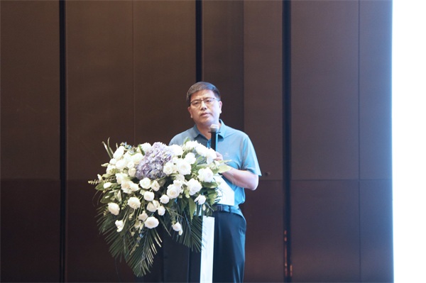 1623032310188952.jpg 张震副本.jpg