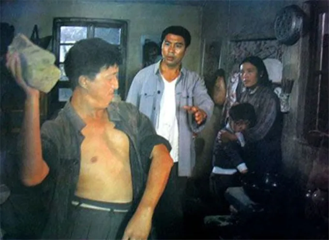 80年代老电影，“天下第一嫂”王馥荔主演，朱时茂的妻子也在其中
