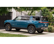 电动卡车公司 Rivian 宣布推迟大容量动力电池车型