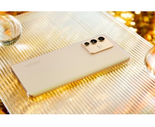 暖金配色演绎欢愉美学：vivo S12系列外观颜值突破