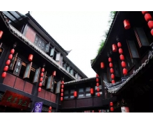 锦官城是哪个城市 杜甫名句晓看红湿处
