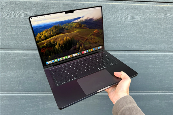 苹果最终还是要放弃Mini LED！MacBook将迈入OLED时代