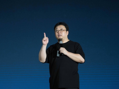 罗永浩直言：国外豪车不过如此，路虎仅靠设计