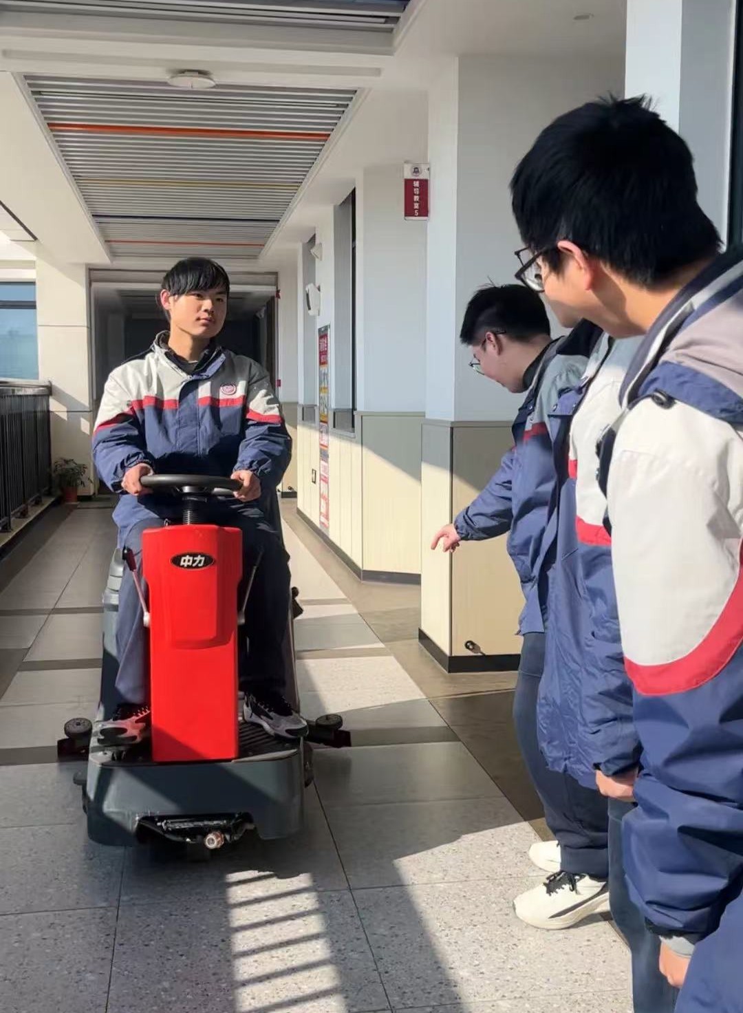 湖州求是教育集团总校长张海明:用二十年,把“求是系统”做成可复制的教育体系