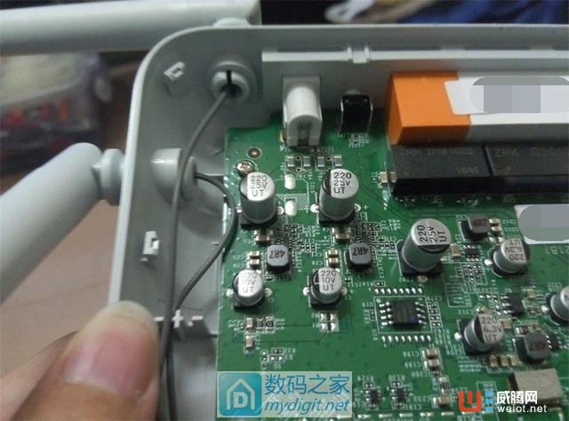 对比斐讯K3路由器:斐讯K2路由器A6型号是缩水货? 对比斐讯K3路由器:斐讯K2路由器A6型号是缩水货? 对比斐讯K3路由器:斐讯K2路由器A6 ...