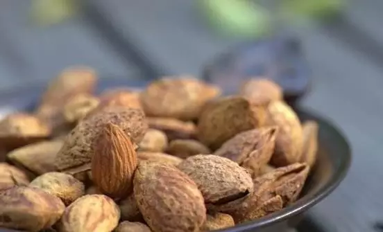 三“果”鼎立的坚果电商在新零售时代下何去何从？
