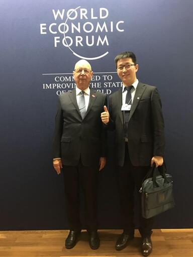 ofo月度使用总数远甩摩拜4亿次居第一 亮相达沃斯领军共享单车