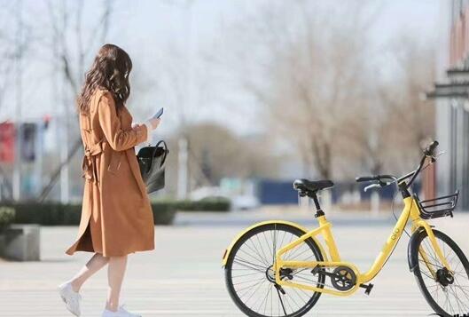 ofo月度使用总数远甩摩拜4亿次居第一 亮相达沃斯领军共享单车