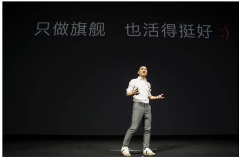 万人排队买手机,这款精品手机令一众国人感到骄傲