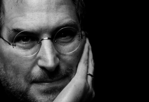 首款iPhone发布时乔布斯讲的四句话 现在听起来很可笑