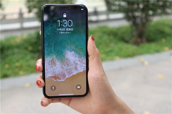或大幅减产！iPhone X销售疲软 美国运营商半价出售